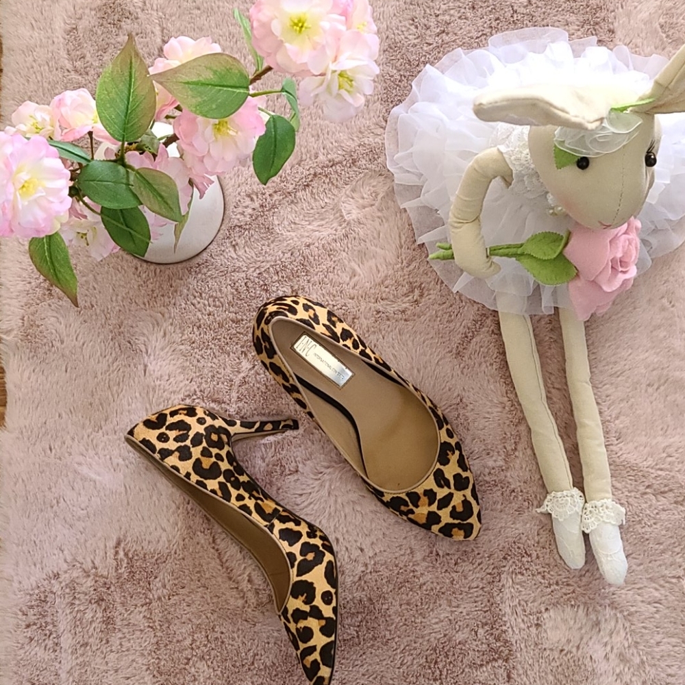 Womens heels Leopard beautiful